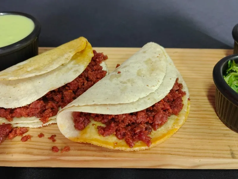 Taco de Chorizo — Los Tocayos