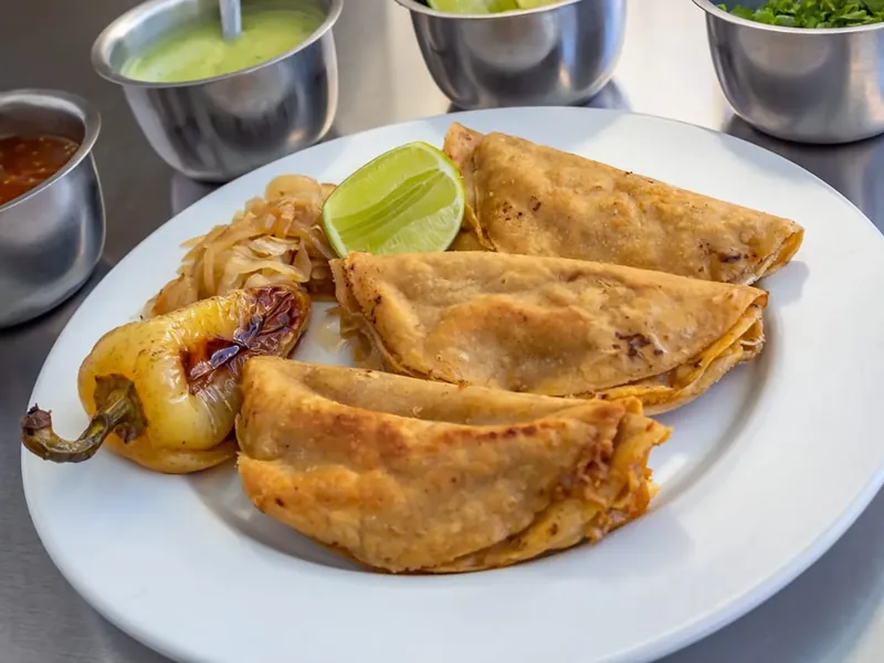 Taco de Barbacoa — Los Tocayos